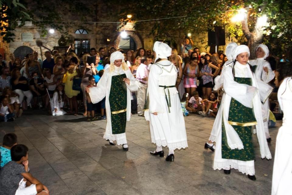 Chios Mantalenas Apartments Véssa Екстериор снимка