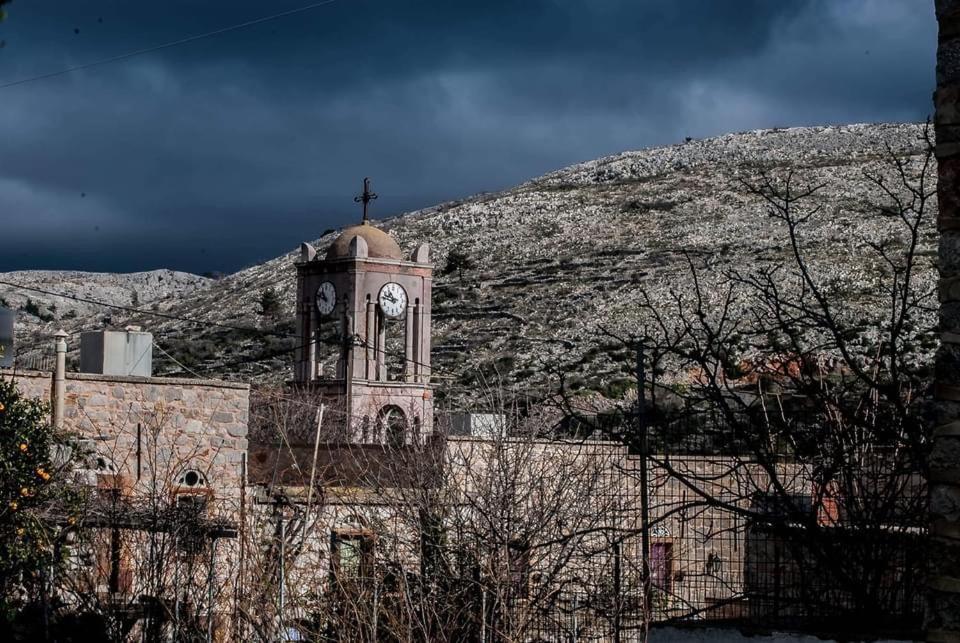 Chios Mantalenas Apartments Véssa Екстериор снимка